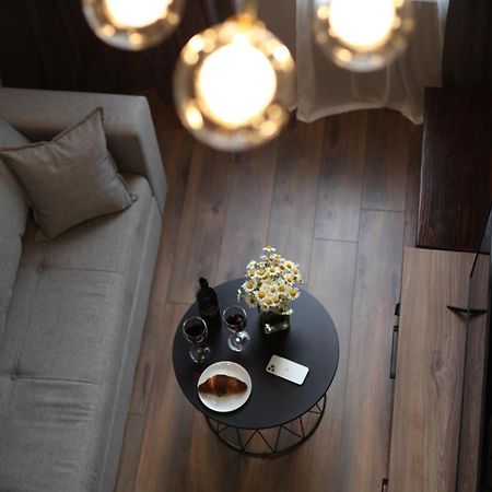 Luxury Duplex Suites - City Center Tbilisi Phòng bức ảnh